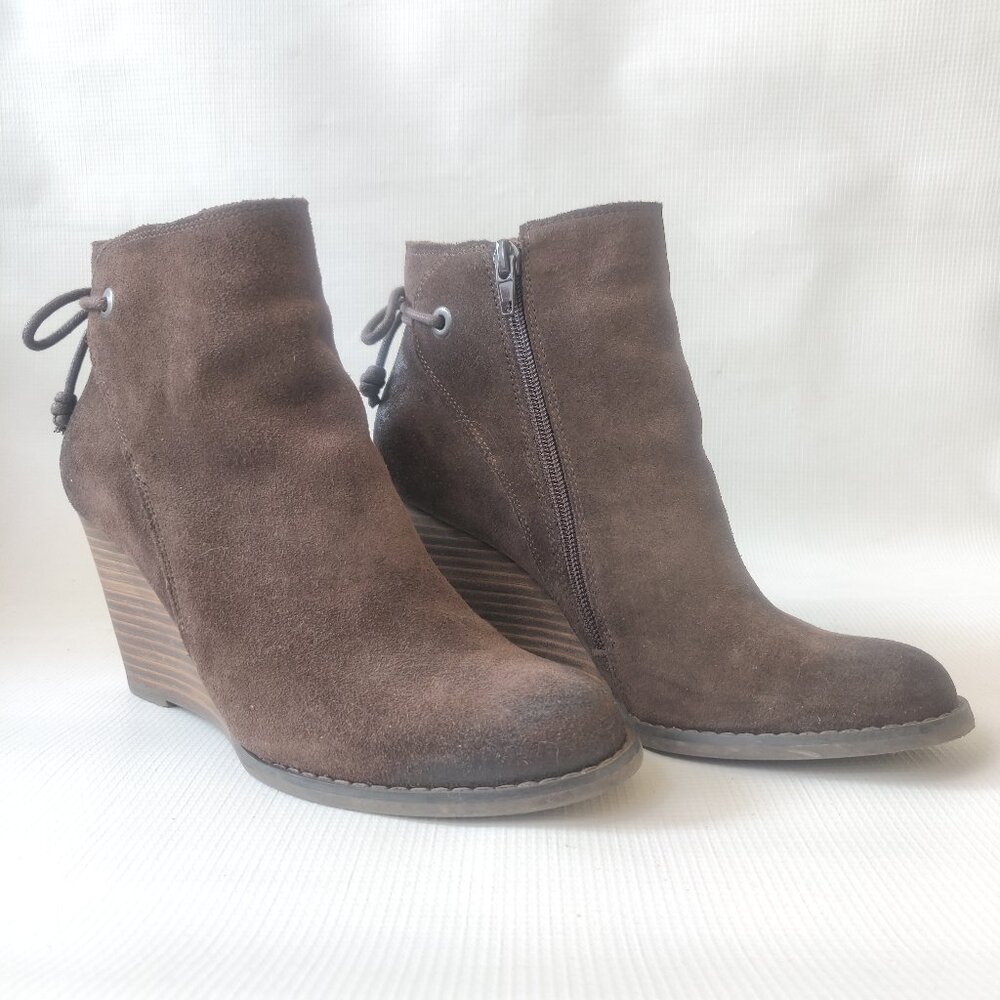 Lucky Brand Yamina Wedge Bootie in Java Brown Suede